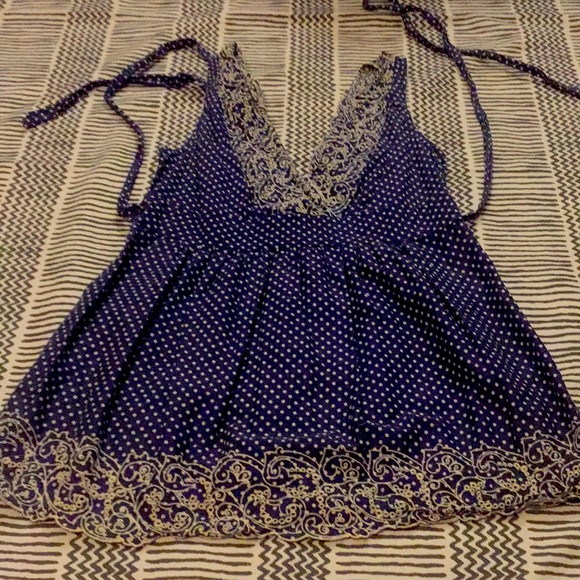Navy and white polka dot vneck tank top - Picture 2 of 8